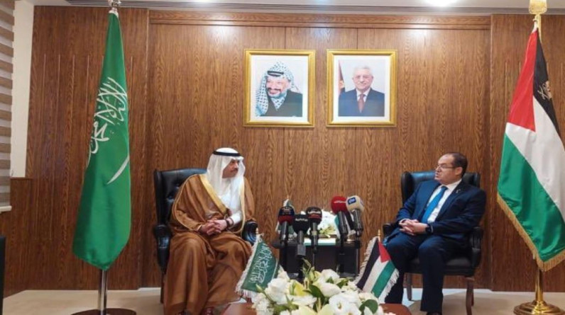 صحيفة عبرية: هذا سبب تعيين سفير سعودي لدى السلطة الفلسطينية